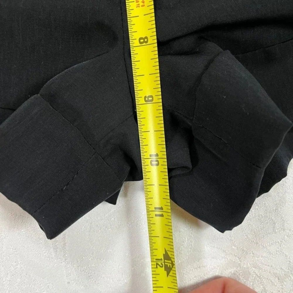 Express‎ Black Pleated Front Cuffed Dressy Shorts Size 6 Zip Mid Rise